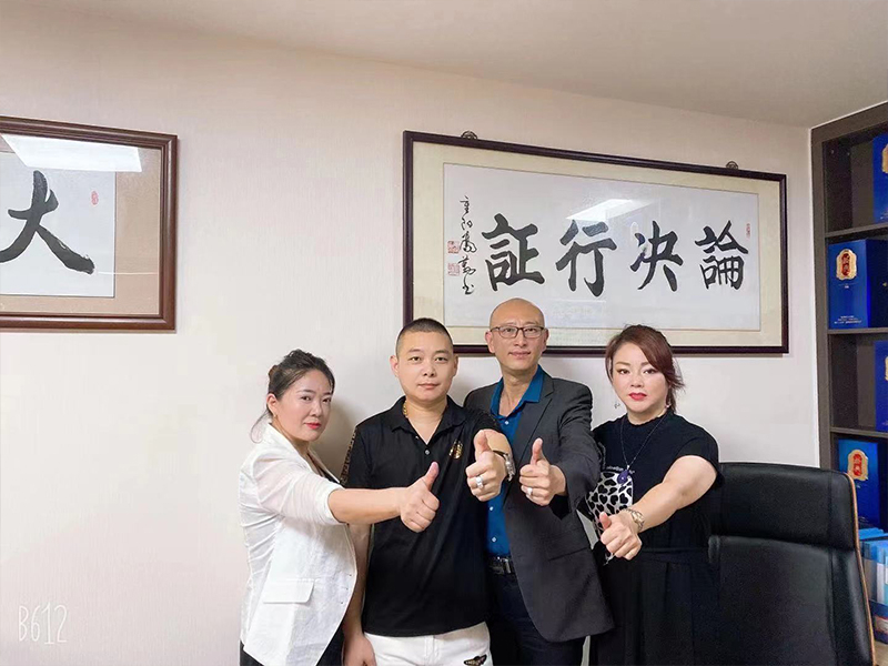 办公室精英团队